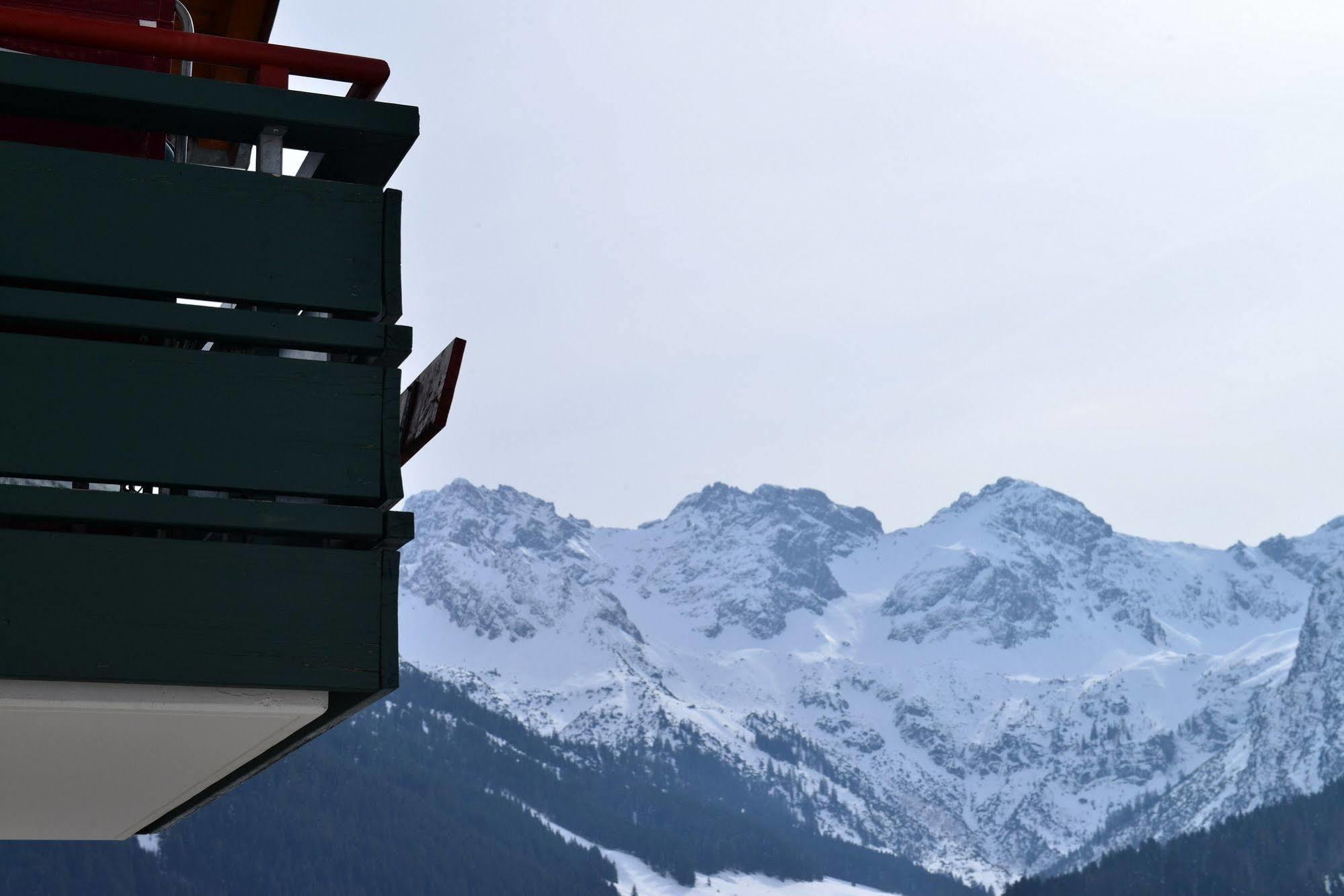 Ifa Alpenrose Hotel Kleinwalsertal Міттельберг Екстер'єр фото